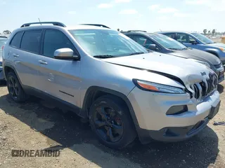 2018 Jeep Cherokee Latitude with VIN 1C4PJLCB9JD556540, listed as a IAAI auction lot 42282672 with 241,951 mi miles and . Bid and sale history available at DreamBid. Image 1.
