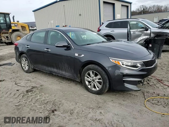 2017 Kia Optima LX z VIN KNAGT4L30H5142492, wystawiony jako Copart lot #43191155 z przebiegiem 63 092 mil mil oraz Szkoda całkowita • Salvage title. Historia ofert i sprzedaży dostępna na DreamBid. Obrazek 13.