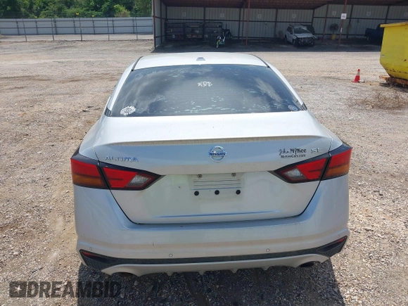 2019 Nissan Altima 2.5 SL with VIN 1N4BL4EV8KC213510, listed as a IAAI auction lot 39266155 with 1 mi miles. Bid and sale history available at carsss.com. Image 16.