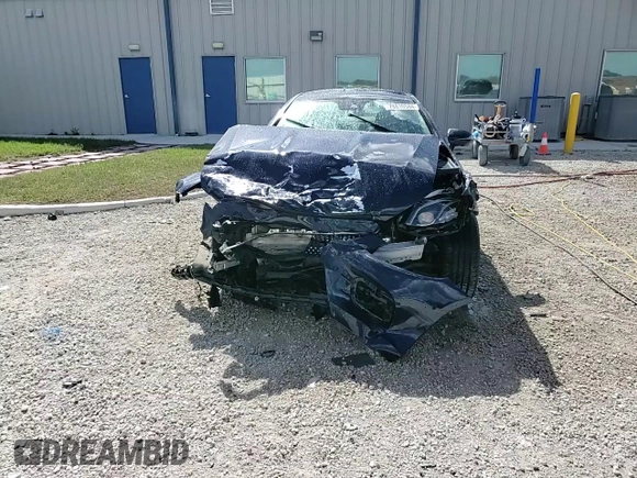 2019 Mercedes-Benz E 450 with VIN WDD1J6HB8KF082737, listed as a Copart auction lot 78810584 with 22,669 mi miles and Non Repairable. Bid and sale history available at DreamBid. Image 13.