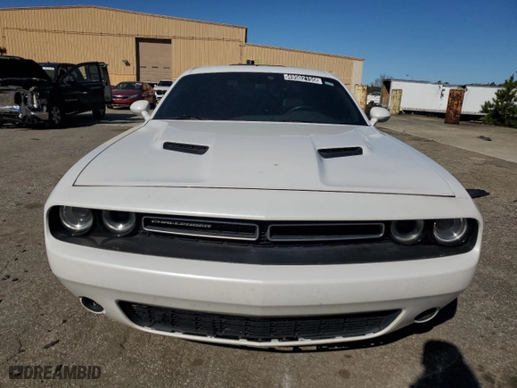 2015 Dodge Challenger SXT Plus with VIN 2C3CDZBG2FH719050, listed as a Copart auction lot 49502155 with 180,767 mi miles and Clean Title. Bid and sale history available at carsss.com. Image 5.