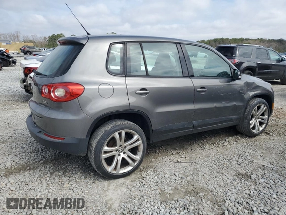 2010 Volkswagen Tiguan Wolfsburg Edition z VIN WVGAV7AX6AW526069, wystawiony jako Copart lot #48891465 z przebiegiem 148 424 mil mil oraz Szkoda całkowita • Salvage title. Historia ofert i sprzedaży dostępna na DreamBid. Obrazek 3.