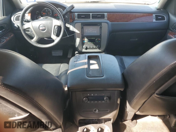 2014 GMC Yukon XL SLT with VIN 1GKS1KE05ER163129, listed as a Copart auction lot 50089885 with 220,073 mi miles and Salvage Title. Bid and sale history available at carsss.com. Image 8.