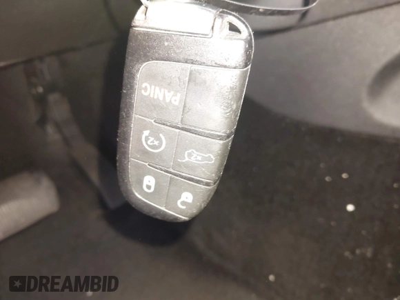 2015 Jeep Grand Cherokee Limited with VIN 1C4RJFBG5FC732732, listed as a IAAI auction lot 41478553 with 174,842 mi miles. Bid and sale history available at carsss.com. Image 11.