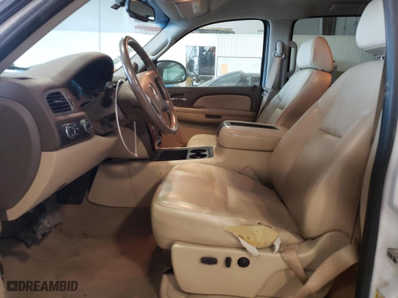 2009 Chevrolet Silverado 1500 LTZ with VIN 3GCEK33329G109608, listed as a Copart auction lot 48122775 with 198,347 mi miles and Salvage Title. Bid and sale history available at carsss.com. Image 7.