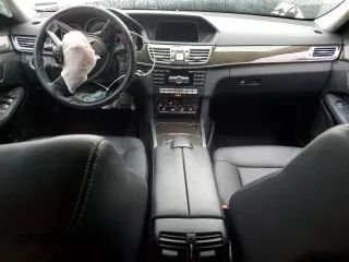 2014 Mercedes-Benz E 350 Sport z VIN WDDHF5KB3EA895360, wystawiony jako Copart lot #58778185 z przebiegiem 112 551 mil mil oraz Szkoda całkowita • Salvage title. Historia ofert i sprzedaży dostępna na DreamBid. Obrazek 8.
