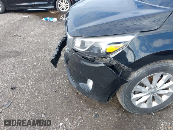 2017 Kia Sedona EX with VIN KNDMC5C18H6260441, listed as a IAAI auction lot 41797159 with 77,309 mi miles. Bid and sale history available at carsss.com. Image 6.