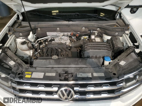 2018 Volkswagen Atlas SE with VIN 1V2KR2CA4JC512020, listed as a Copart auction lot 60404745 with 109,477 mi miles and Non repairable. Bid and sale history available at DreamBid. Image 12.