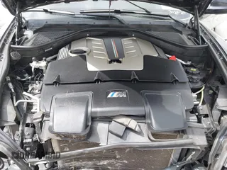 2013 BMW X5 M z VIN 5YMGY0C59DLL15891, wystawiony jako IAAI lot #41851131 z przebiegiem 96 184 mil mil oraz . Historia ofert i sprzedaży dostępna na DreamBid. Obrazek 10.