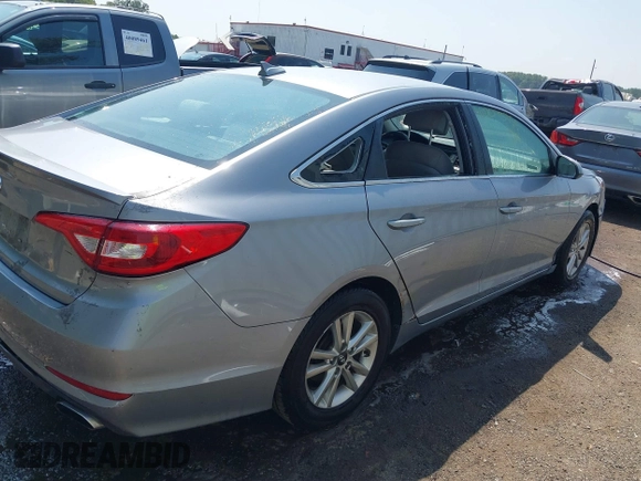 2017 Hyundai Sonata SE with VIN 5NPE24AF6HH529946, listed as a IAAI auction lot 40073758 with 103,669 mi miles and . Bid and sale history available at DreamBid. Image 4.