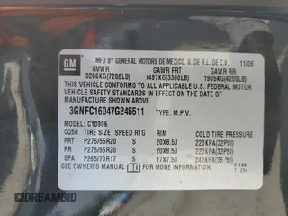 2007 Chevrolet Suburban LTZ z VIN 3GNFC16047G245511, wystawiony jako Copart lot #55288075 z przebiegiem 277 516 mil mil oraz Szkoda całkowita • Salvage title. Historia ofert i sprzedaży dostępna na DreamBid. Obrazek 13.