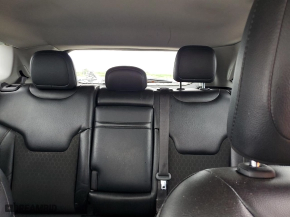 2018 Jeep Compass Latitude with VIN 3C4NJCBB4JT194684, listed as a Copart auction lot 73761334 with 0 mi miles and Salvage Title. Bid and sale history available at carsss.com. Image 10.