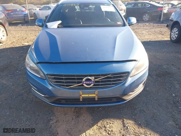 2015 Volvo V60 T5 Drive-E Premier Plus with VIN YV140MEC0F1182534, listed as a IAAI auction lot 40841855 with 109,461 mi miles. Bid and sale history available at carsss.com. Image 6.