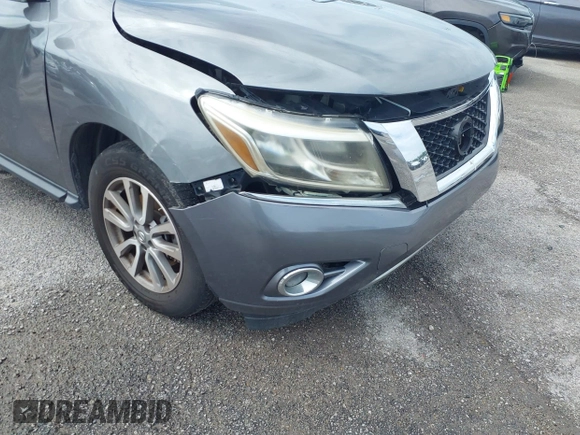 2016 Nissan Pathfinder S with VIN 5N1AR2MN4GC613707, listed as a IAAI auction lot 42462865 with 130,113 mi miles and . Bid and sale history available at DreamBid. Image 6.