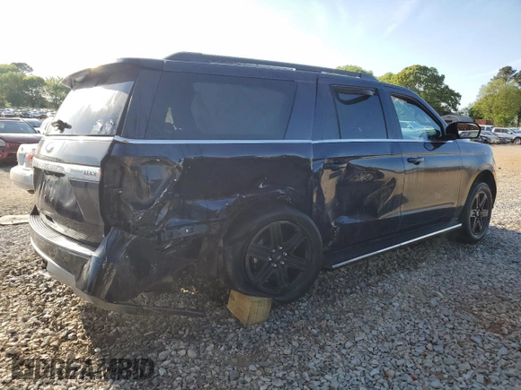 2021 Ford Expedition Max XLT with VIN 1FMJK1JT6MEA21825, listed as a Copart auction lot 52828885 with 135,431 mi miles and Salvage Title. Bid and sale history available at DreamBid. Image 3.