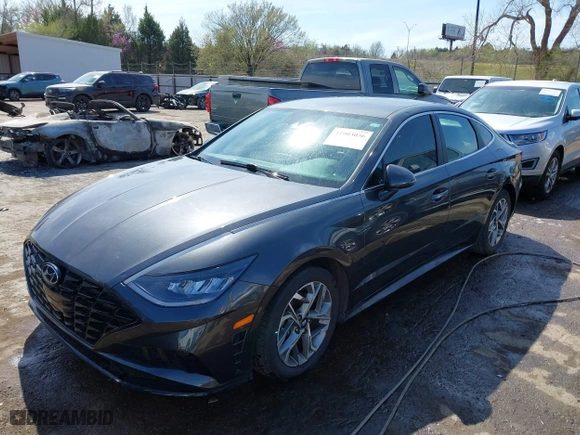 2020 Hyundai Sonata SEL with VIN 5NPEL4JA1LH031695, listed as a IAAI auction lot 41903056 with 33,668 mi miles. Bid and sale history available at carsss.com. Image 17.