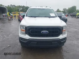 2022 Ford F-150 XL z VIN 1FTEX1CB9NKD99071, wystawiony jako IAAI lot #42377595 z przebiegiem 144 759 mil mil oraz . Historia ofert i sprzedaży dostępna na DreamBid. Obrazek 12.