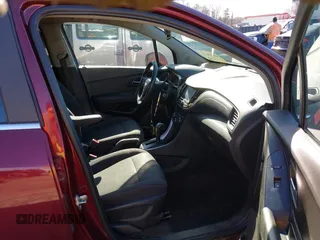 2017 Chevrolet Trax LT with VIN 3GNCJPSB2HL187166, listed as a IAAI auction lot 41793610 with 139,466 mi miles. Bid and sale history available at carsss.com. Image 5.