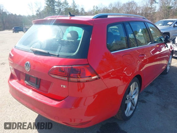 2015 Volkswagen Golf SportWagen TSI SE with VIN 3VWC17AU0FM505415, listed as a IAAI auction lot 41832346 with 79,254 mi miles. Bid and sale history available at carsss.com. Image 4.