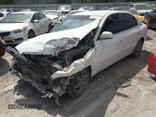 2005 Hyundai Elantra GLS z VIN KMHDN46D05U152263, wystawiony jako Copart lot #52830565 z przebiegiem Nie podano mil oraz Nie do naprawy. Historia ofert i sprzedaży dostępna na DreamBid. Obrazek 1.