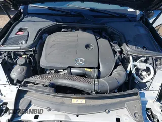 2021 Mercedes-Benz E-Class E 350 with VIN W1KZF8DB6MA946755, listed as a IAAI auction lot 41830692 with 33,841 mi miles. Bid and sale history available at carsss.com. Image 10.