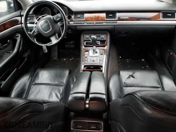 2006 Audi A8 4.2L z VIN WAUML44E86N024612, wystawiony jako Copart lot #82333914 z przebiegiem 141 456 mil mil oraz Szkoda całkowita • Salvage title. Historia ofert i sprzedaży dostępna na DreamBid. Obrazek 8.