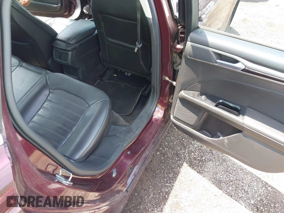 2013 Ford Fusion SE с VIN 3FA6P0HRXDR298948, выставлен на аукционе IAAI как лот 42644569 с пробегом 193 332 миль миль и . История ставок и продаж доступна на DreamBid. Изображение 8.