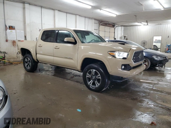 2019 Toyota Tacoma SR z VIN 3TMCZ5AN1KM285074, wystawiony jako Copart lot #53545975 z przebiegiem 53 838 mil mil oraz Szkoda całkowita • Salvage title. Historia ofert i sprzedaży dostępna na DreamBid. Obrazek 4.