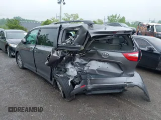 2018 Toyota Sienna XLE Auto Access Seat with VIN 5TDYZ3DC8JS916681, listed as a IAAI auction lot 42257674 with 124,262 mi miles and . Bid and sale history available at DreamBid. Image 3.