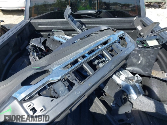 2024 Ford F-150 with VIN 1FTFW7LD5RFA46711, listed as a IAAI auction lot 41740624 with 11,736 mi miles and . Bid and sale history available at DreamBid. Image 12.