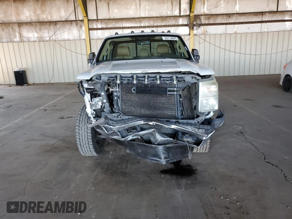 2011 Ford F-250 XL z VIN 1FT7W2B68BEA07875, wystawiony jako Copart lot #59719895 z przebiegiem 191 080 mil mil oraz Szkoda całkowita • Salvage title. Historia ofert i sprzedaży dostępna na DreamBid. Obrazek 5.