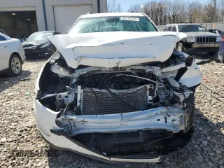 2017 Chevrolet Equinox LT with VIN 2GNALCEK9H1580492, listed as a Copart auction lot 53174325 with 118,190 mi miles and Clean Title. Bid and sale history available at carsss.com. Image 5.