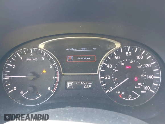 2013 Nissan Pathfinder SL with VIN 5N1AR2MM3DC654025, listed as a IAAI auction lot 42692665 with 173,226 mi miles and . Bid and sale history available at DreamBid. Image 7.