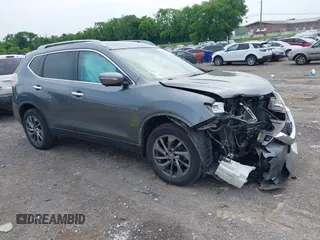 2015 Nissan Rogue SL z VIN 5N1AT2MV1FC923555, wystawiony jako IAAI lot #42280286 z przebiegiem 144 966 mil mil oraz . Historia ofert i sprzedaży dostępna na DreamBid. Obrazek 13.