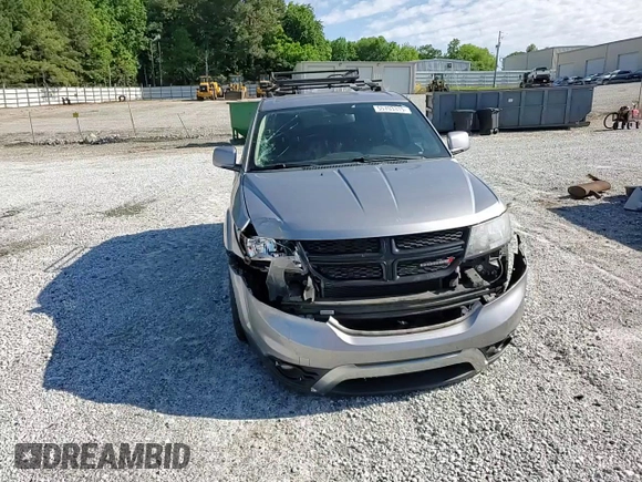 2017 Dodge Journey Crossroad Plus z VIN 3C4PDCGG1HT510640, wystawiony jako Copart lot #55703315 z przebiegiem 134 442 mil mil oraz Szkoda całkowita • Salvage title. Historia ofert i sprzedaży dostępna na DreamBid. Obrazek 14.