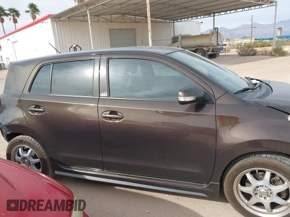 2011 Scion xD z VIN JTKKU4B45B1010646, wystawiony jako IAAI lot #41603197 z przebiegiem 144 218 mil mil oraz . Historia ofert i sprzedaży dostępna na DreamBid. Obrazek 13.