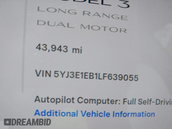 2020 Tesla Model 3 Long Range with VIN 5YJ3E1EB1LF639055, listed as a IAAI auction lot 42048009 with 43,493 mi miles. Bid and sale history available at carsss.com. Image 9.