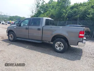 2008 Ford F-150 XLT z VIN 1FTPW14568FA02708, wystawiony jako IAAI lot #42619525 z przebiegiem 144 518 mil mil oraz . Historia ofert i sprzedaży dostępna na DreamBid. Obrazek 3.