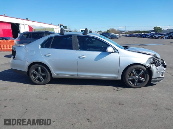 2008 Volkswagen Jetta Sedan SE with VIN 3VWRM71K48M030855, listed as a IAAI auction lot 41740303 with 173,026 mi miles. Bid and sale history available at carsss.com. Image 13.