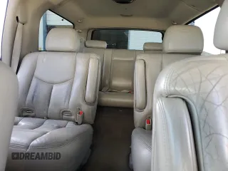 2005 Cadillac Escalade ESV z VIN 3GYFK66NX5G105815, wystawiony jako Copart lot #50099605 z przebiegiem 148 909 mil mil oraz Szkoda całkowita • Salvage title. Historia ofert i sprzedaży dostępna na DreamBid. Obrazek 10.