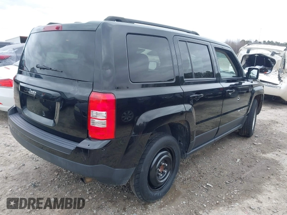 2016 Jeep Patriot Sport z VIN 1C4NJPBA9GD734320, wystawiony jako IAAI lot #41762036 z przebiegiem 121 945 mil mil oraz . Historia ofert i sprzedaży dostępna na DreamBid. Obrazek 4.