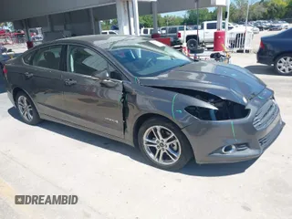 2016 Ford Fusion SE Hybrid with VIN 3FA6P0LU3GR127121, listed as a IAAI auction lot 41840795 with 88,281 mi miles. Bid and sale history available at carsss.com. Image 1.