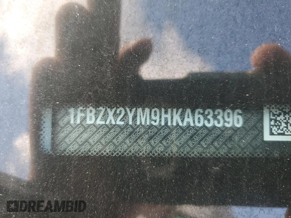 2017 Ford Transit XL z VIN 1FBZX2YM9HKA63396, wystawiony jako Copart lot #58976585 z przebiegiem 123 213 mil mil oraz Szkoda całkowita • Salvage title. Historia ofert i sprzedaży dostępna na DreamBid. Obrazek 13.