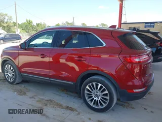 2017 Lincoln MKC Reserve with VIN 5LMCJ3C97HUL04722, listed as a IAAI auction lot 42069804 with 34,635 mi miles and . Bid and sale history available at DreamBid. Image 14.