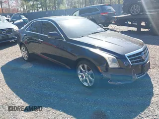 2013 Cadillac ATS Luxury z VIN 1G6AH5RX9D0173941, wystawiony jako IAAI lot #42054255 z przebiegiem 151 315 mil mil oraz . Historia ofert i sprzedaży dostępna na DreamBid. Obrazek 1.