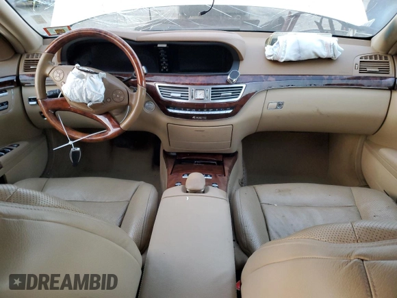 2010 Mercedes-Benz S 550 with VIN WDDNG8GB7AA314978, listed as a Copart auction lot 86700544 with 99,725 mi miles and Salvage Title. Bid and sale history available at DreamBid. Image 8.
