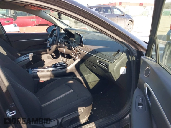 2020 Hyundai Sonata Hybrid Blue with VIN KMHL24JJ2LA016152, listed as a IAAI auction lot 41655476 with 168,982 mi miles. Bid and sale history available at carsss.com. Image 5.