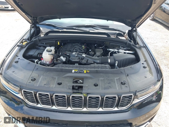 2022 Jeep Grand Cherokee Limited with VIN 1C4RJJBGXN8548231, listed as a IAAI auction lot 42572731 with 23,852 mi miles and . Bid and sale history available at DreamBid. Image 10.