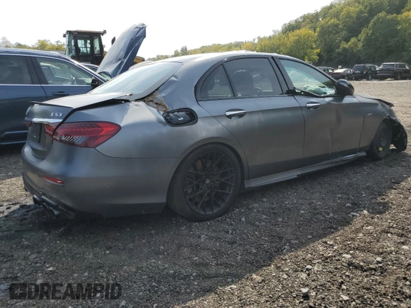 2022 Mercedes-Benz E 53 AMG with VIN W1KZF6BBXNB008261, listed as a Copart auction lot 72121074 with 27,864 mi miles and Salvage Title. Bid and sale history available at DreamBid. Image 3.