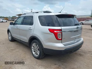 2011 Ford Explorer XLT with VIN 1FMHK7D82BGA10881, listed as a IAAI auction lot 42537124 with 187,121 mi miles and . Bid and sale history available at DreamBid. Image 3.
